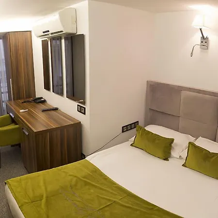 The 22 イスタンブール