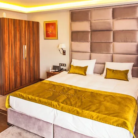 Otel The 22