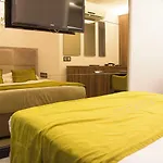 Hotel The 22 3*