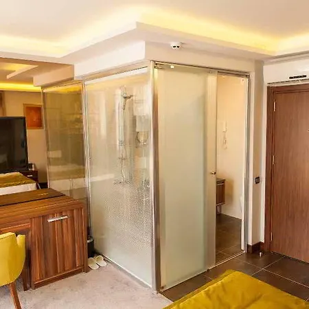 Otel The 22